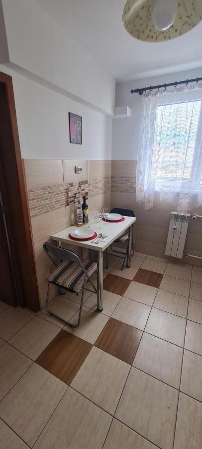 Perfect View Apartament 2 Rooms Self Check-In Bukarest Eksteriør billede