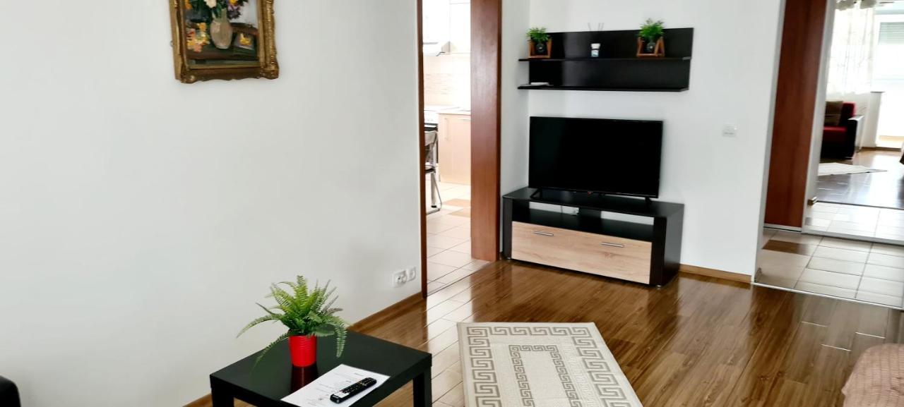 Perfect View Apartament 2 Rooms Self Check-In Bukarest Eksteriør billede